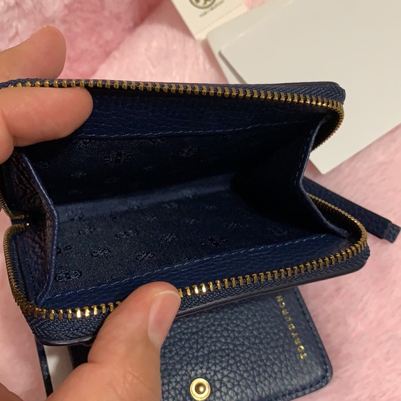 💙Tory Burch Britten Mini Wallet💙Royal Navy - Picture 5 of 11